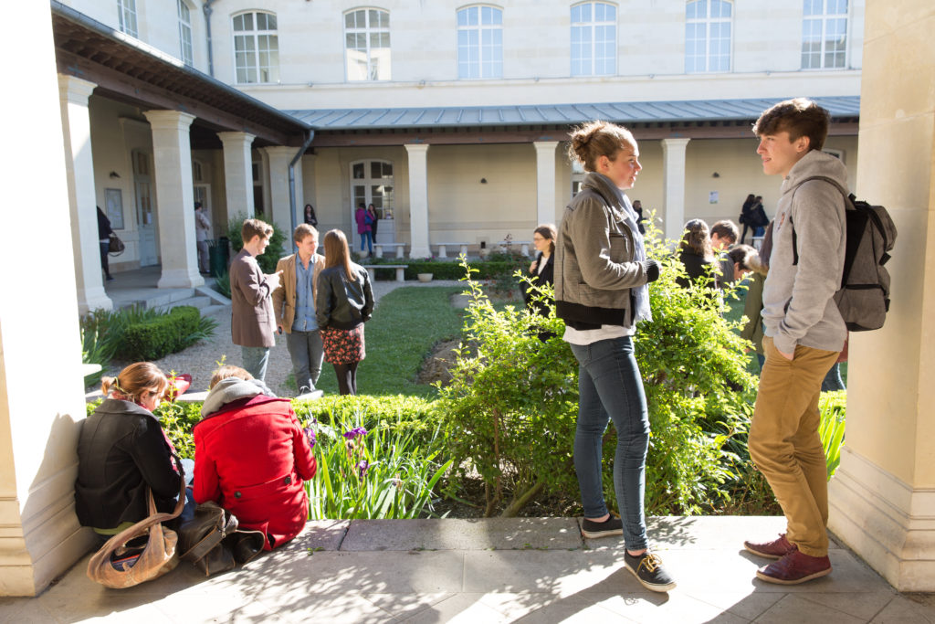 Prépa Sciences Po en terminale et bac+1